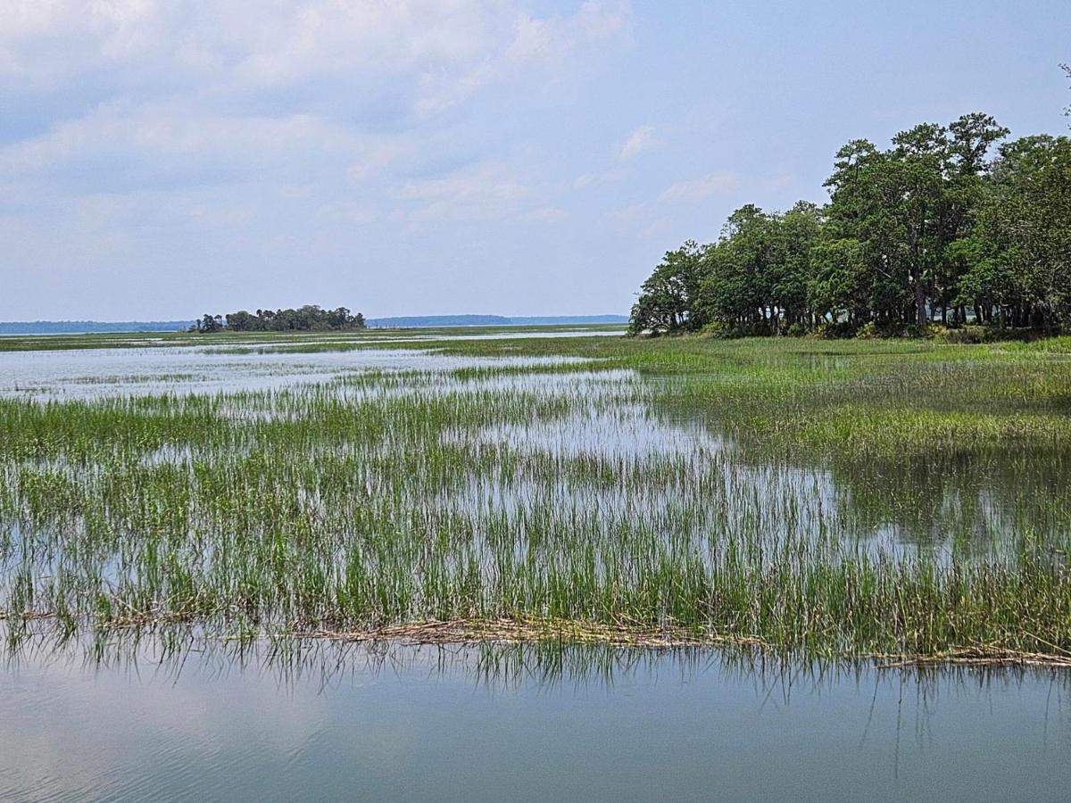 Low Country Cottage In Beautiful Habersham Бофорт Экстерьер фото